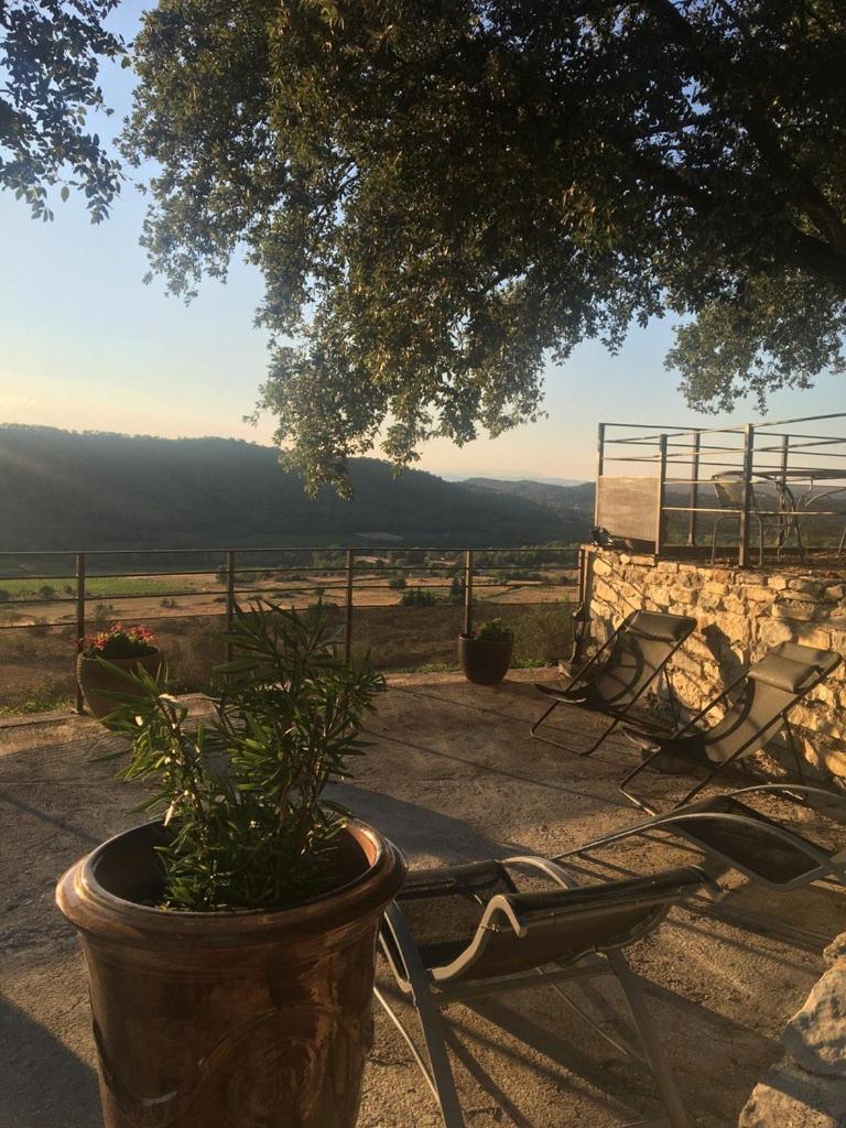 Le Castellas - Gite En Pleine Nature Montmirat Exterior foto